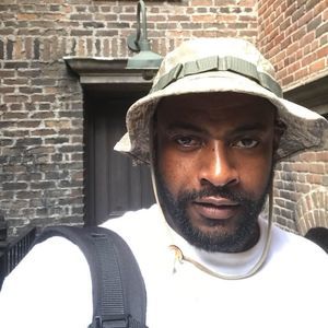 Meet your Posher, Eric